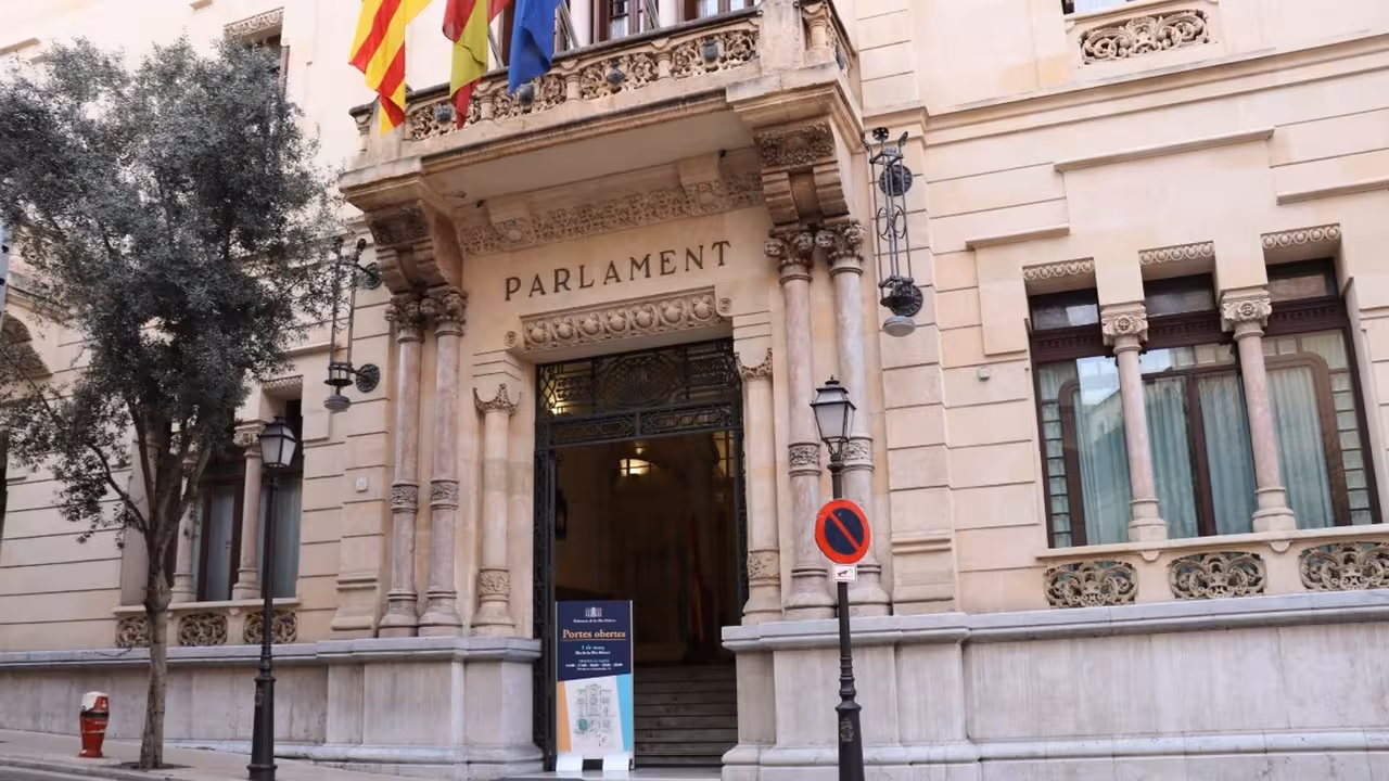 28-02-2018 La fachada del Parlament en la calle Conquistador.
POLITICA ESPAÑA EUROPA ISLAS BALEARES AUTONOMÍAS
PARLAMENT