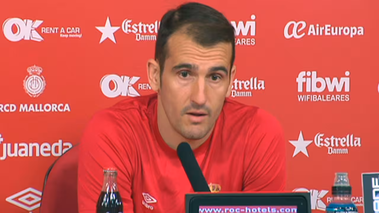 Cabrero en rueda de prensa