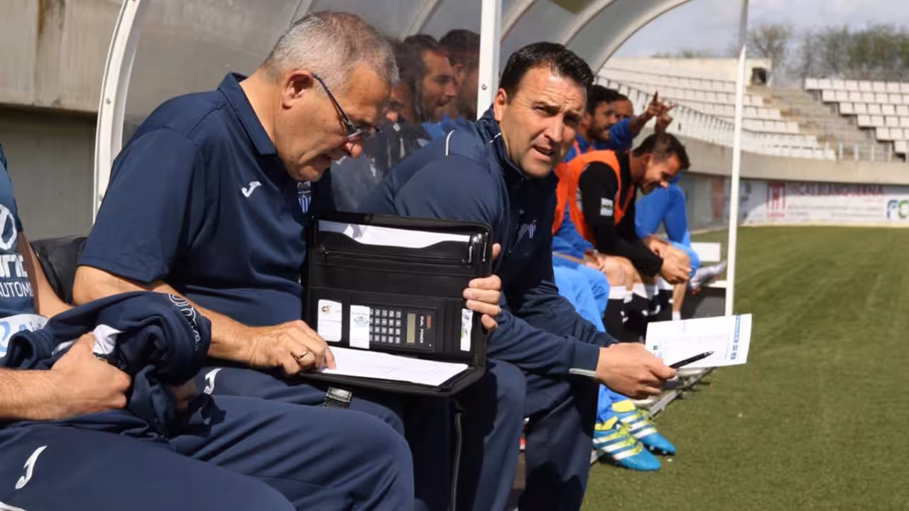 Josico en el banquillo