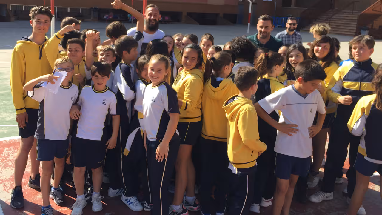 Esteban y Vich en el colegio
