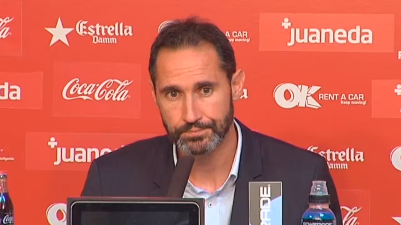Vicente Moreno en rueda de prensa