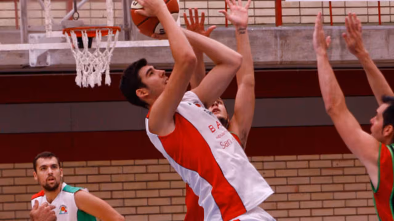 Carlos Poyatos no continúa en el Bahía San Agustín