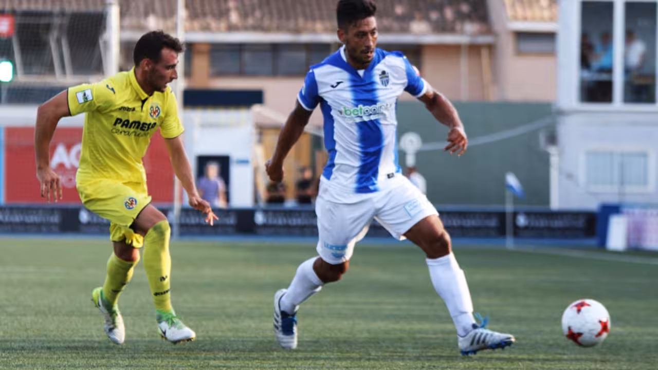 Malik ante el Villarreal B