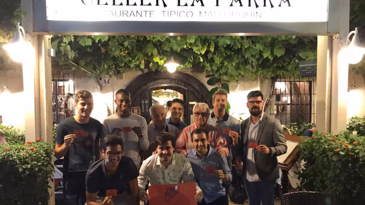 Penya Mallorquinista Universitaria de Barcelona
