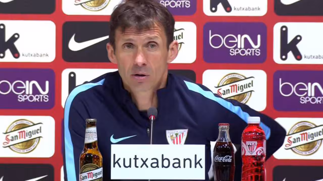 Ziganda en rueda de prensa