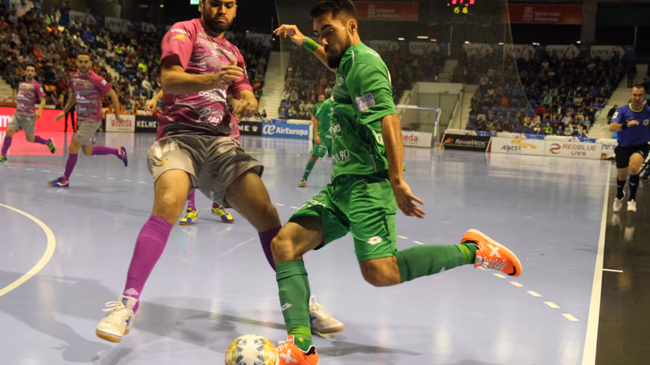 El Palma Futsal gana en Pamplona