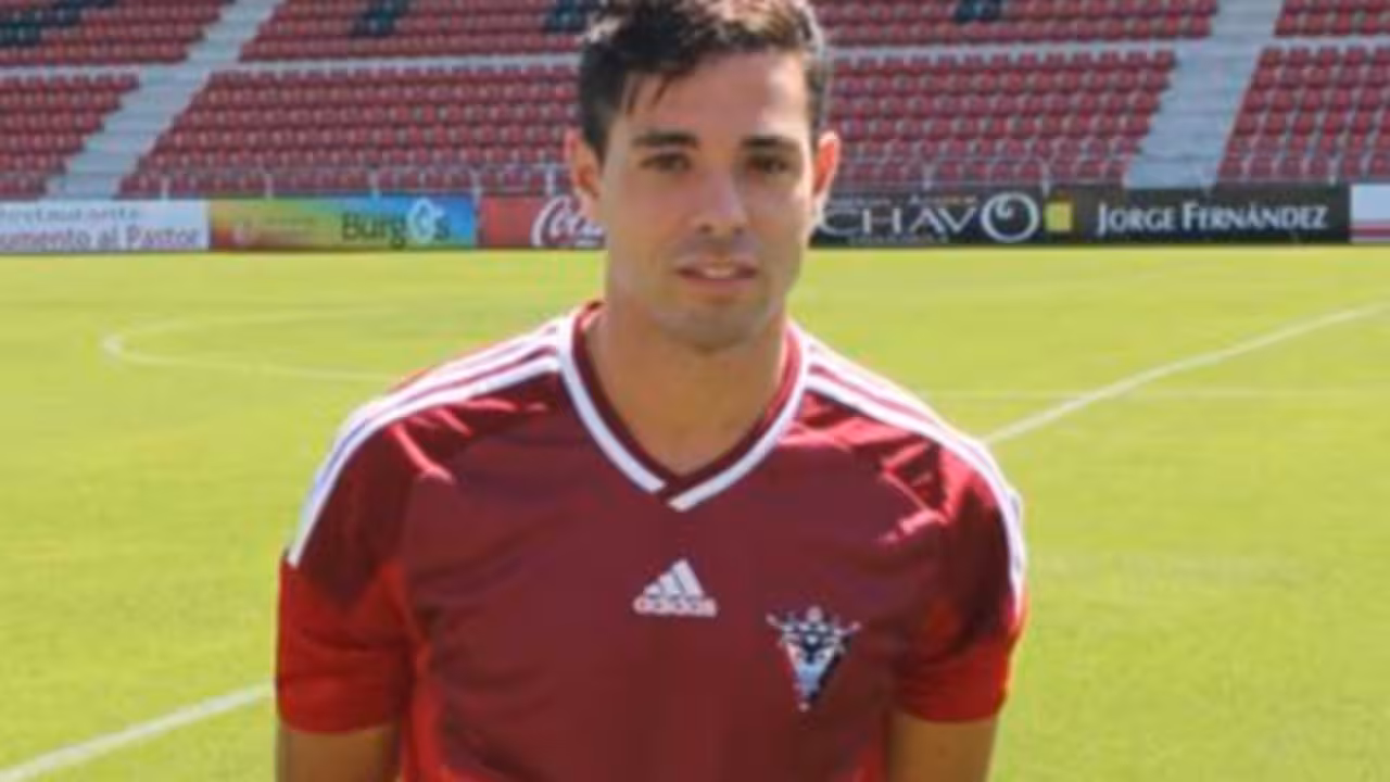 Álvaro Bustos