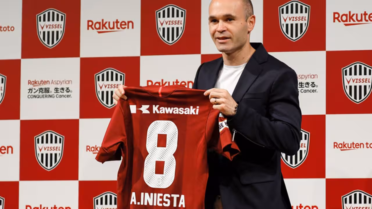 Iniesta en Japon EFE/ Kimimasa Mayama