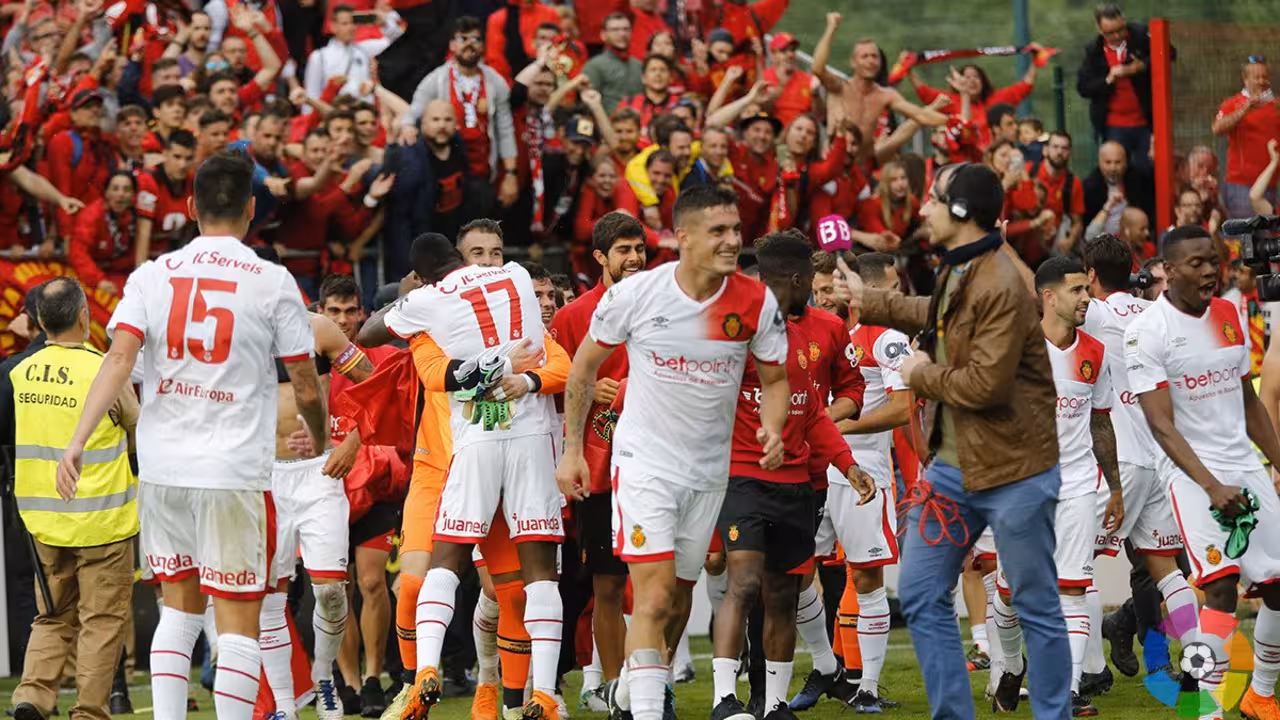 La afición del Real Mallorca en Las Tortugas