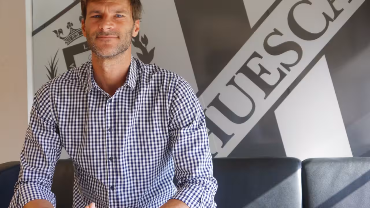 Leo Franco entrenará al Huesca