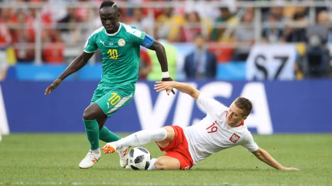 Senegal gana a Polonia