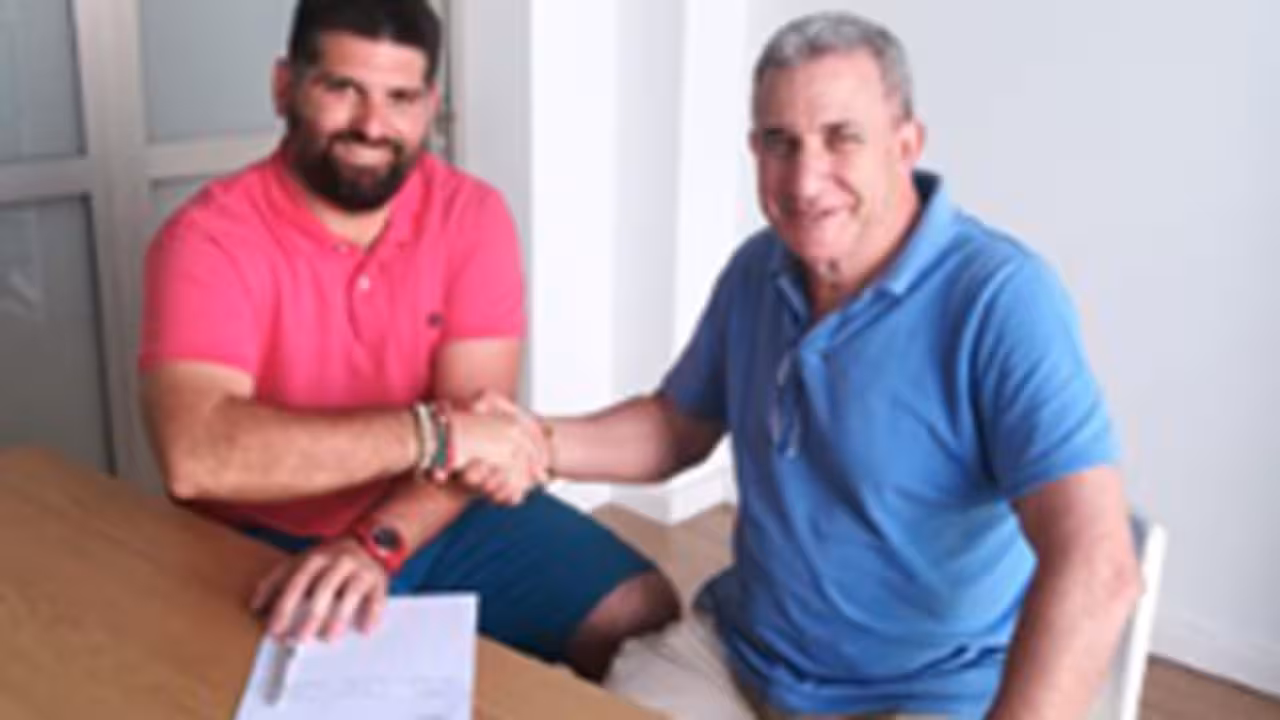 Jaume Febrer renueva con  el CV Manacor