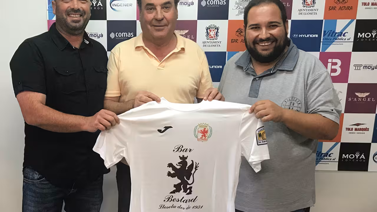 El Llosetense amplia el cuerpo técnico