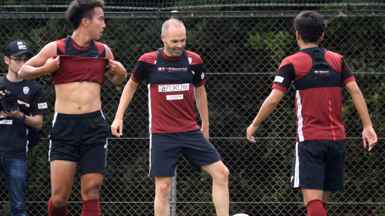 Iniesta con el Vissel Kobe