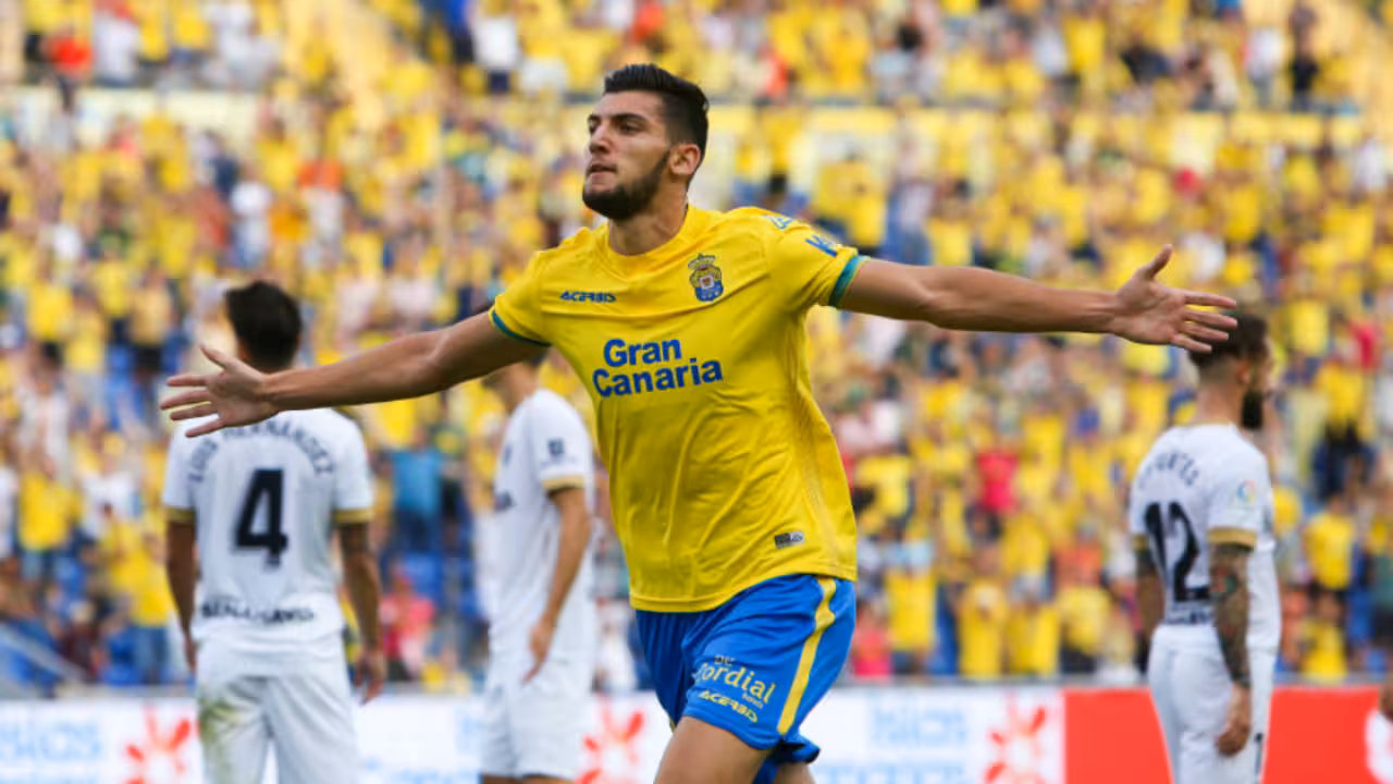 Las Palmas gana al Málaga
