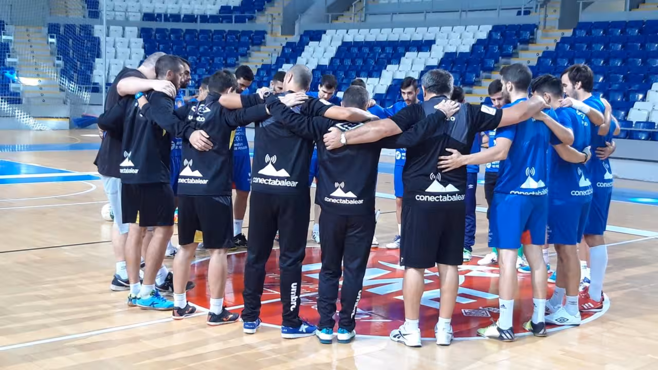 El Palma Futsal guarda un minuto de silencio