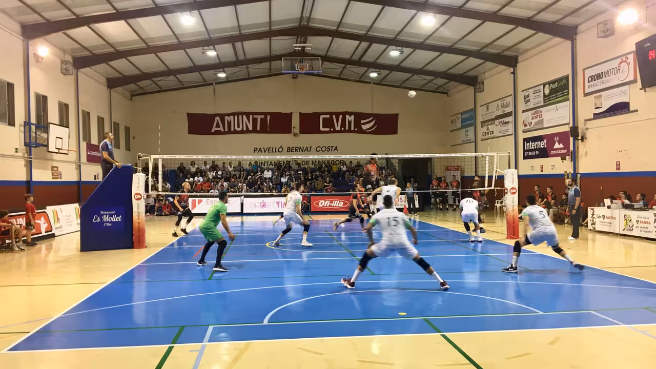 El Unicaja sufre en Manacor