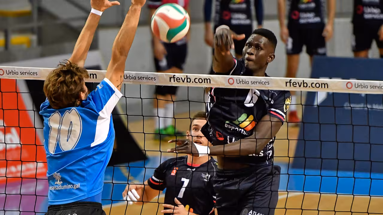 Triunfo del Urbia Voley Palma