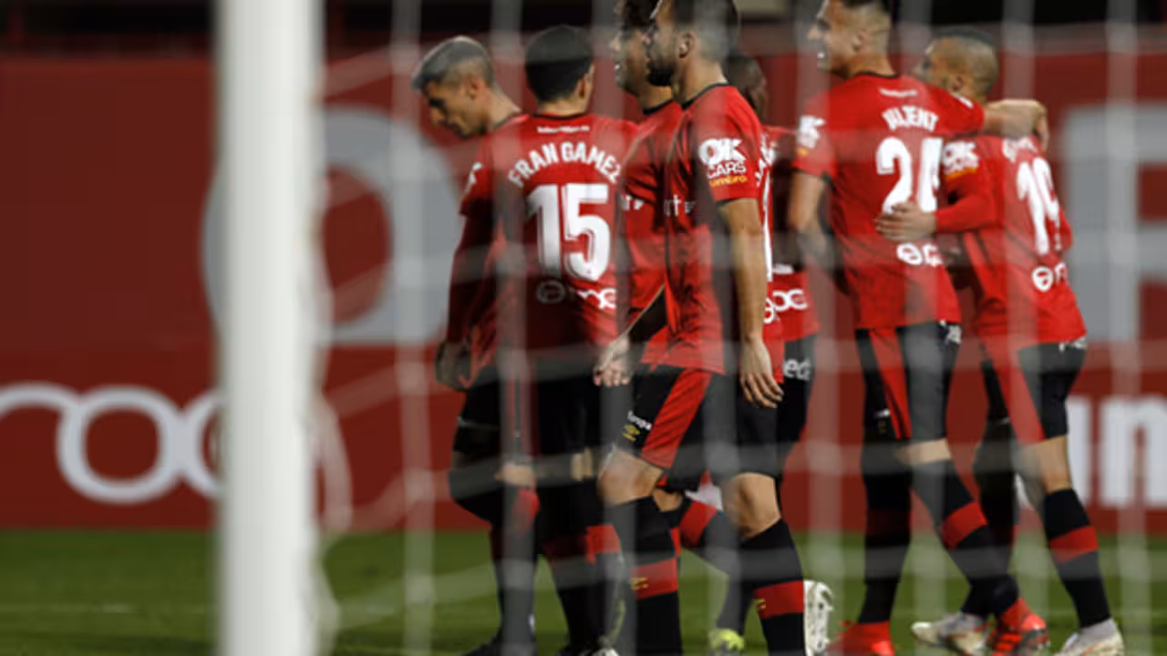 El Mallorca gana al Nastic