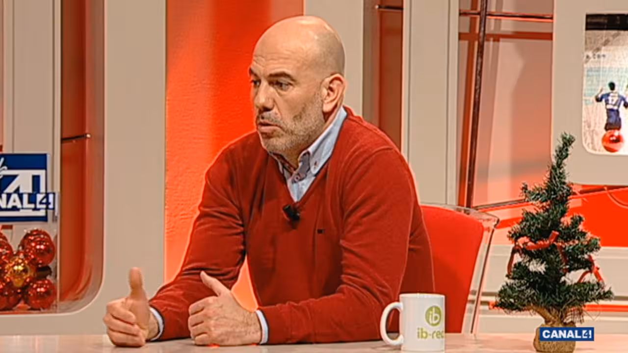Félix Alonso en Fora de Joc
