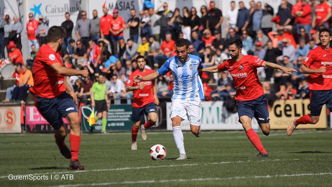 El Baleares empata en Olot