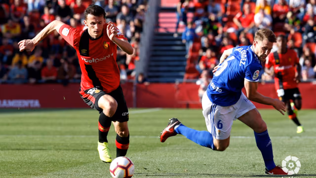 El Mallorca gana al Real Oviedo