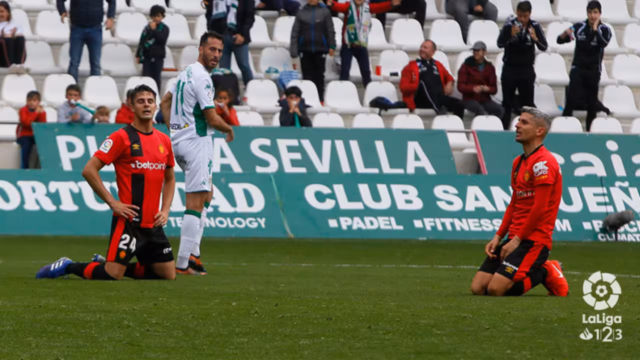 El Mallorca cae en Córdoba