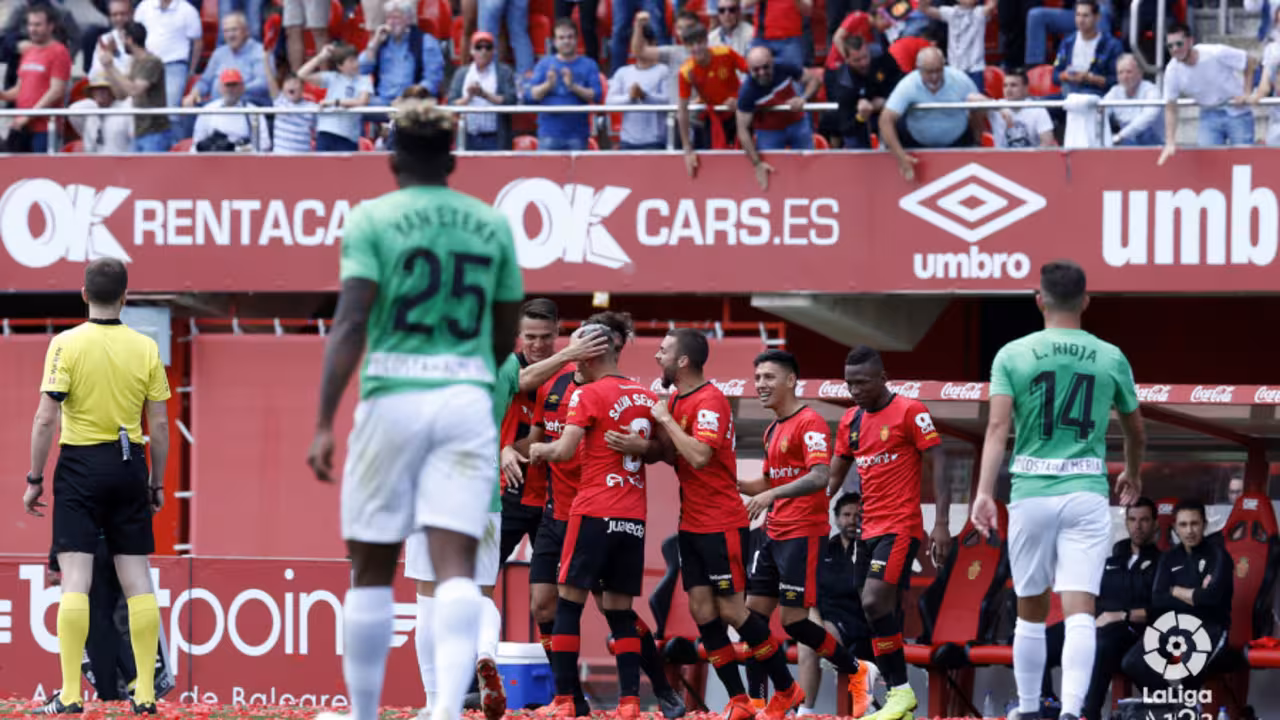 Salva Sevilla marca ante el Almería