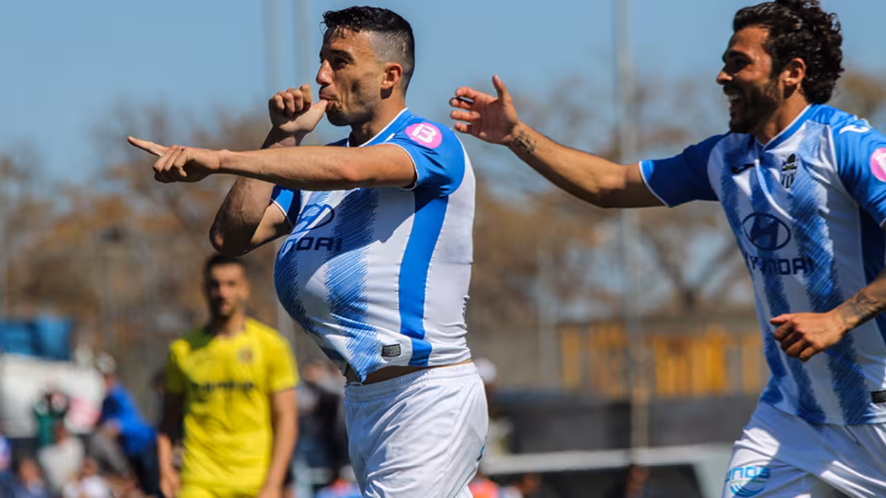 Hugo Díaz marcando al Villarreal B