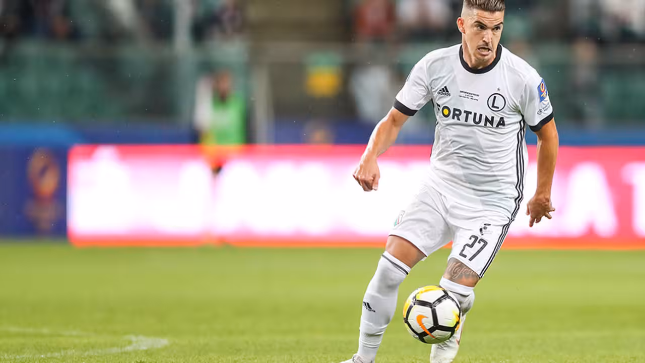 Carlitos con el Legia Varsovia