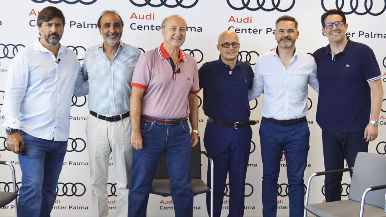 Fora de Joc en Audi Center Palma
