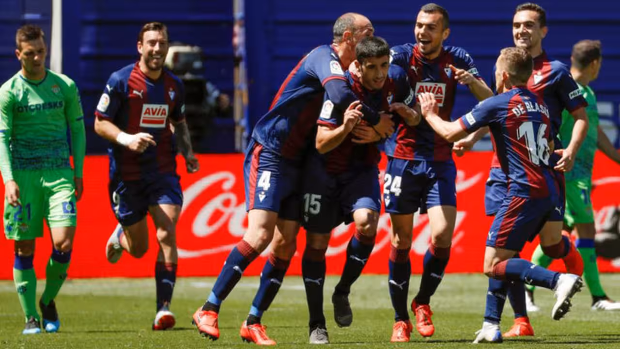 El Eibar viaja con 19 a Son Moix