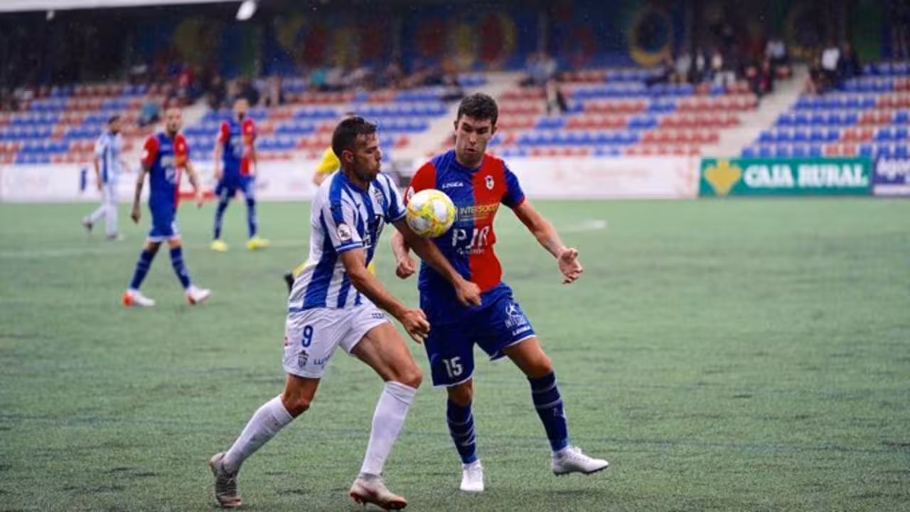 El Atlético Baleares gana en Langreo