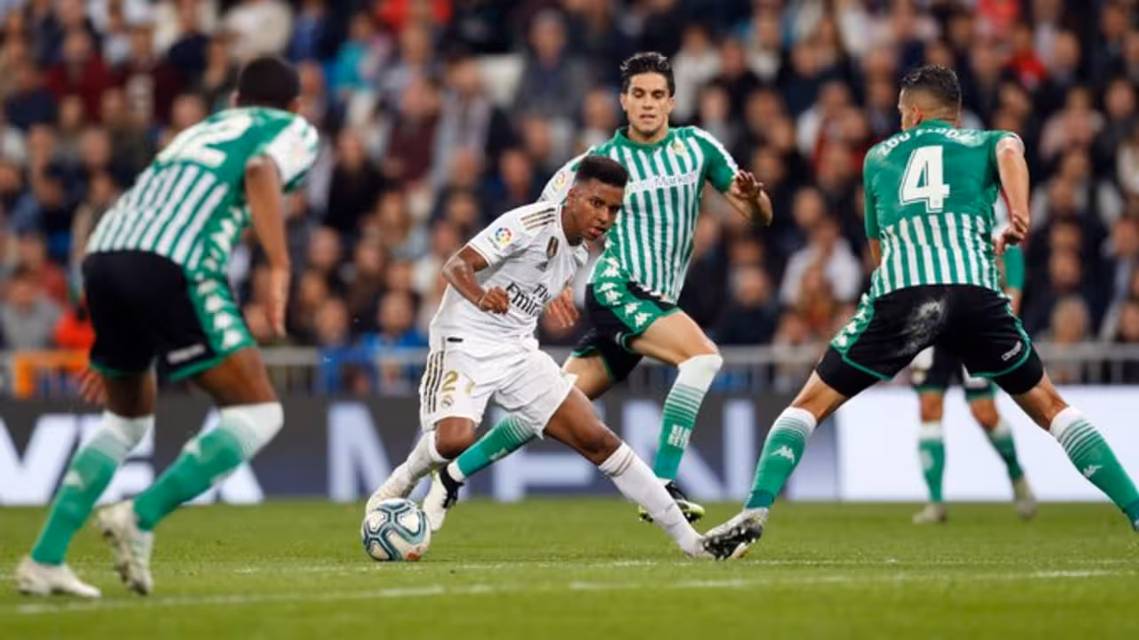 El Real Madrid no gana al Betis
