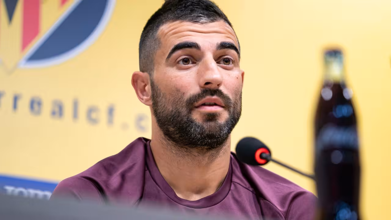Albiol en sala de prensa