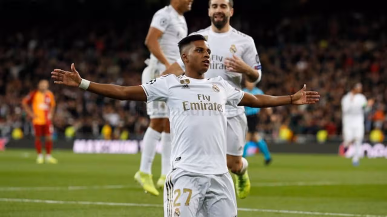 Rodrygo se estrena con un hat trick