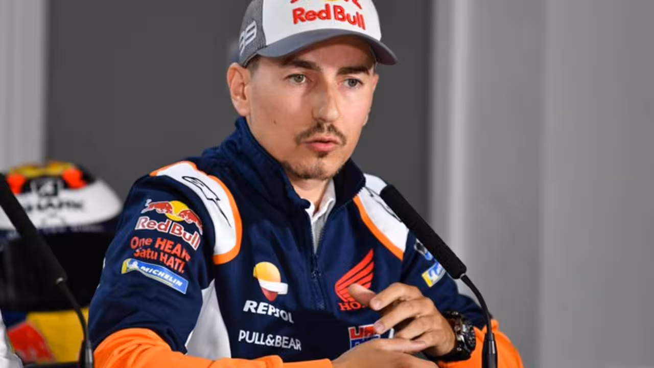 Lorenzo anuncia su retirada