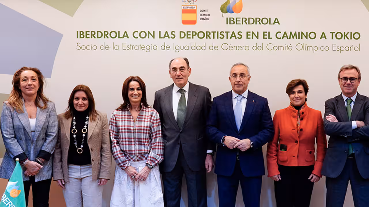 MADRID. 19-X-19. FIRMA ACUERDO IBERDROLA CON EL COE. FOTO: JOSE RAMON LADRA..