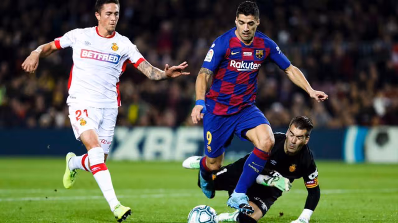 El Mallorca cae en el Camp Nou