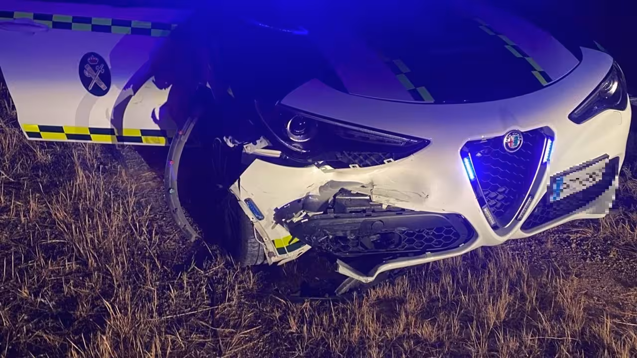 14/08/2023 Sucesos.- Guardia Civil detiene a un conductor kamikaze en la autopista de Inca.

La Guardia Civil ha detenido a un hombre, de nacionalidad marroquí, como presunto autor de un delito de conducción temeraria y otro por conducir un vehículo bajo influencia de bebidas alcohólicas, arrojando casi el triple de la tasa permitida.

SOCIEDAD 
GUARDIA CIVIL