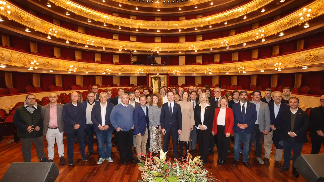 2024-12-17 Copa de Nadal amb els mitjans de comunicació 1