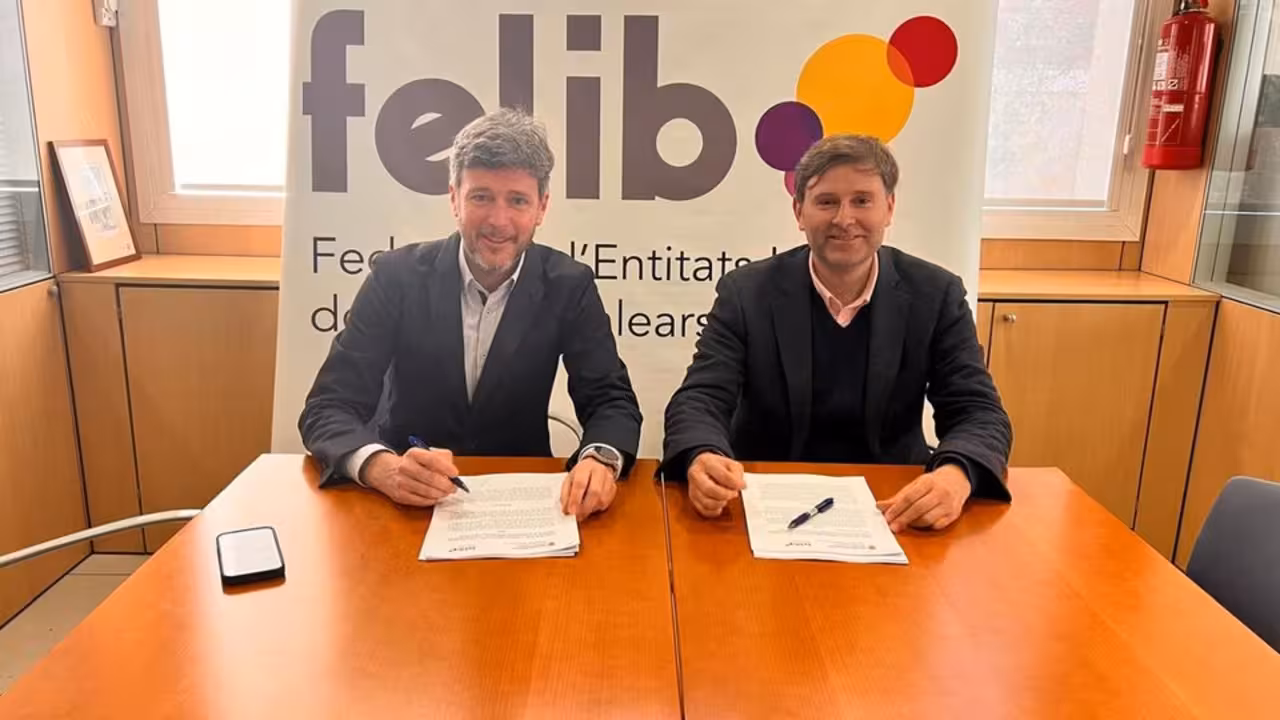 Reunión entre la Felib e IB Digital