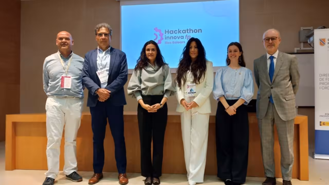 Acte d'inauguració Hackathon Innova FP 2025