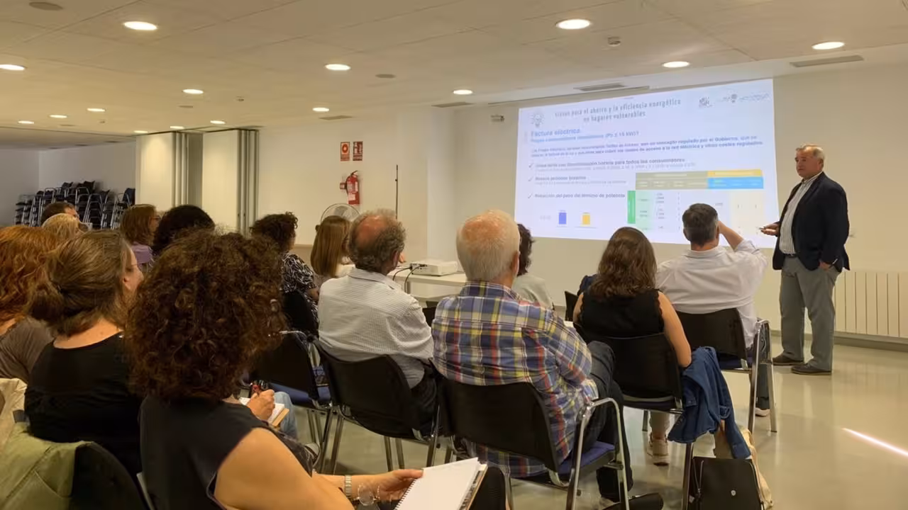 Imatge d'arxiu de taller pobresa energètica Palma d'una edició anterior