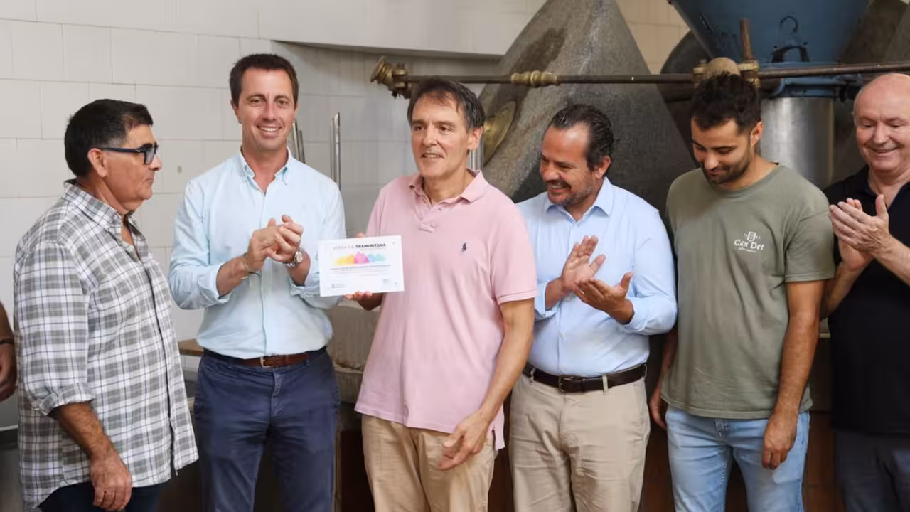 2025-07-17 La tafona Can Det rep el Distintiu Serra de Tramuntana com a lloc emblemàtic 1