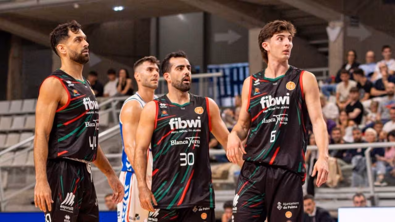 Brian Vázquez, Jorge Martínez y Juan Bocca