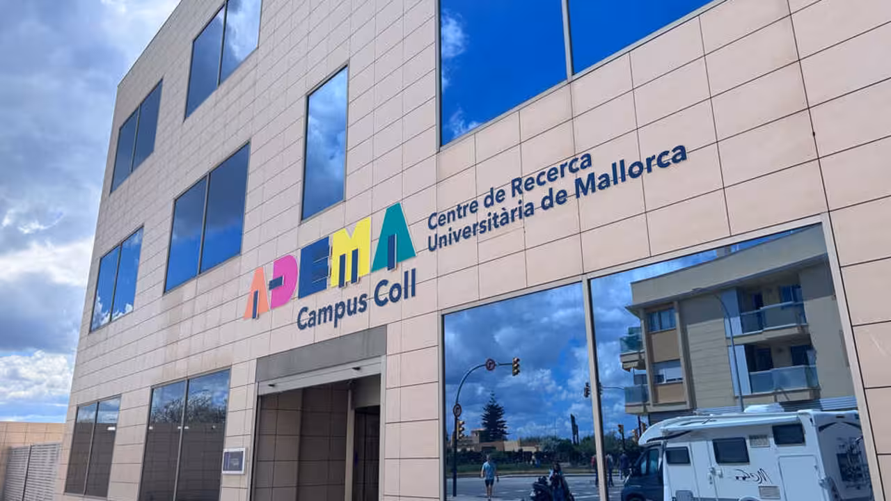 foto fachada de centro de investigación