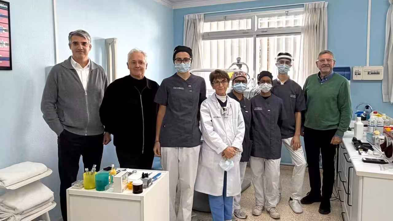 FOTO ADEMA JOAN XXIII EN INCA ODONTOLOG&Iacute;A