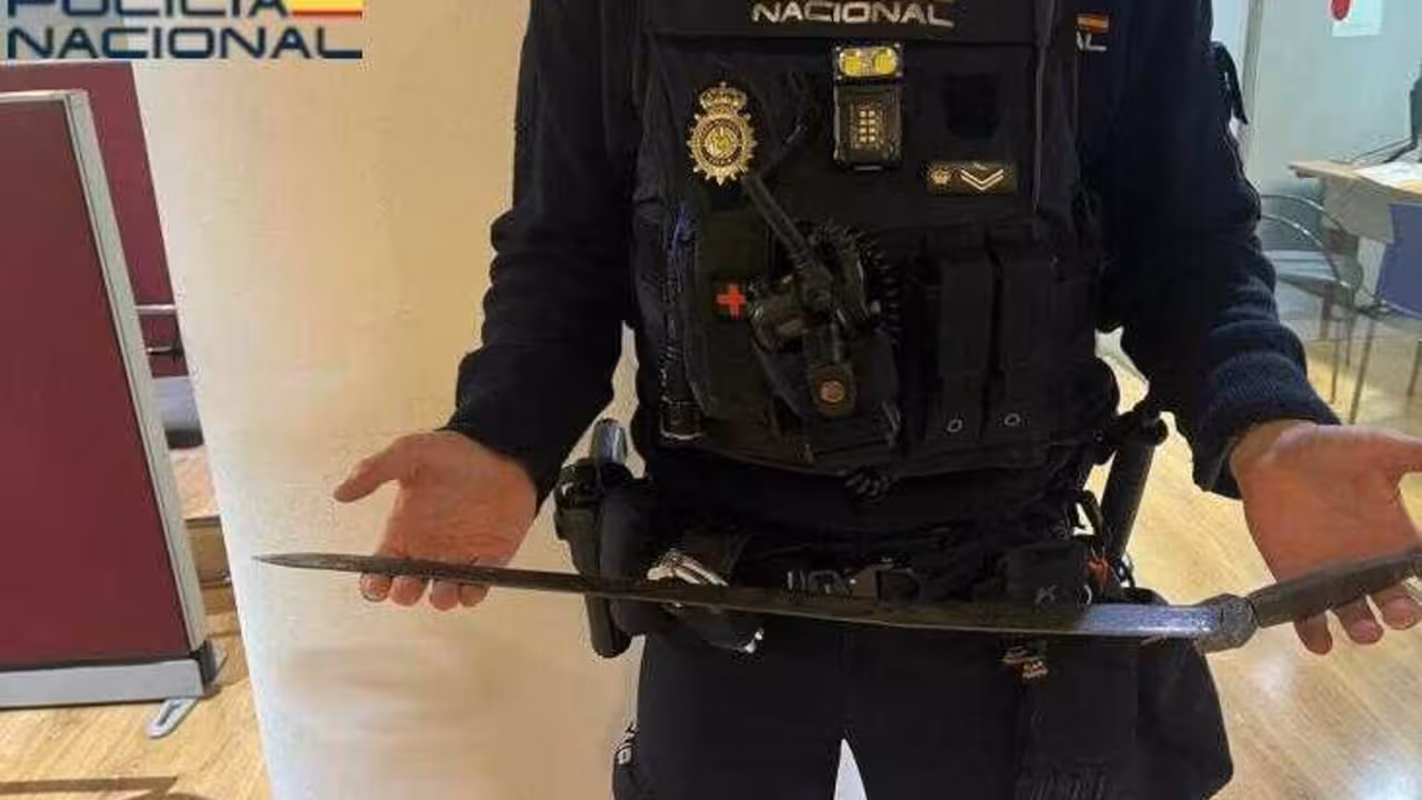 Polic&iacute;a Nacional
