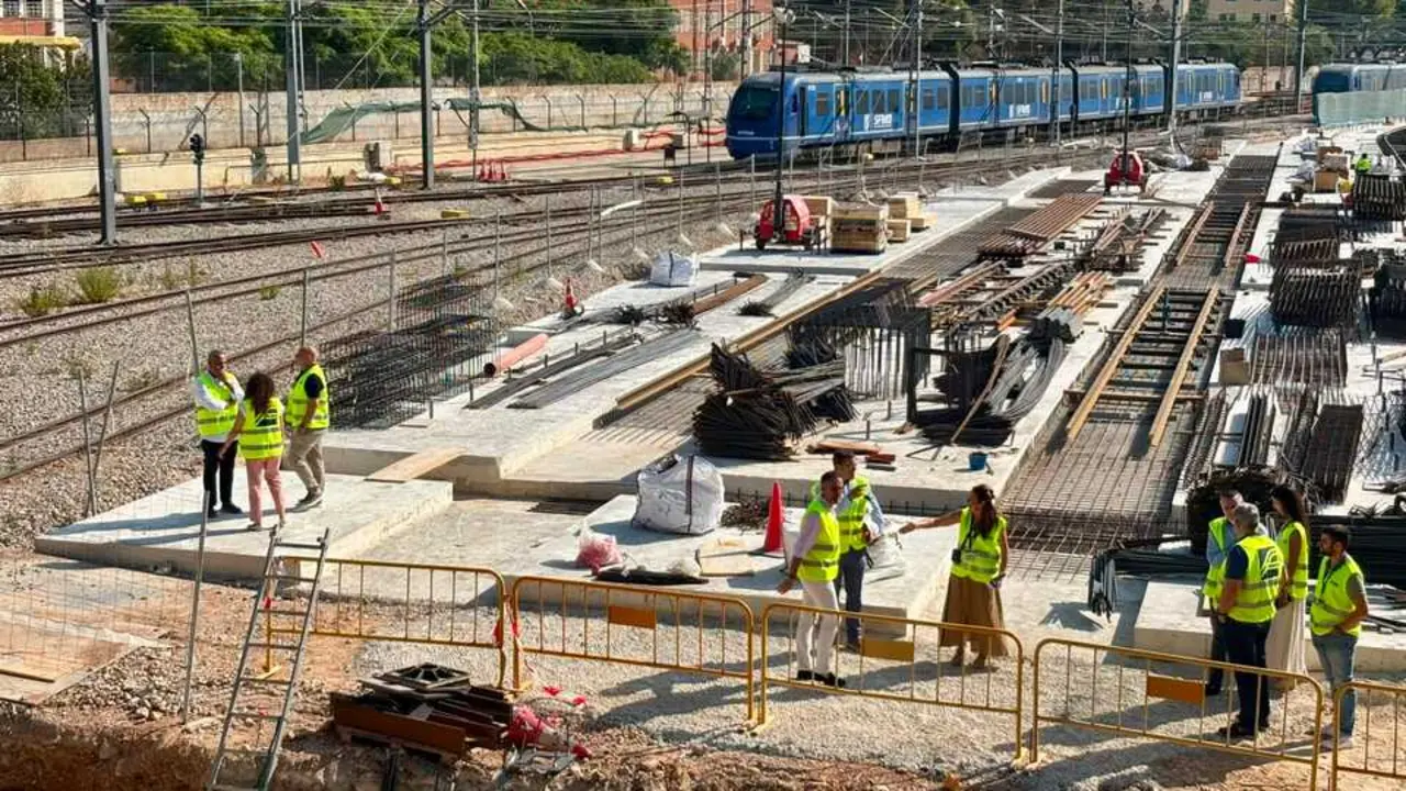 SFM impulsa la modernizaci&oacute;n de los talleres de Son Rull&aacute;n y adapta los horarios de agosto para seguir avanzando en las obras.